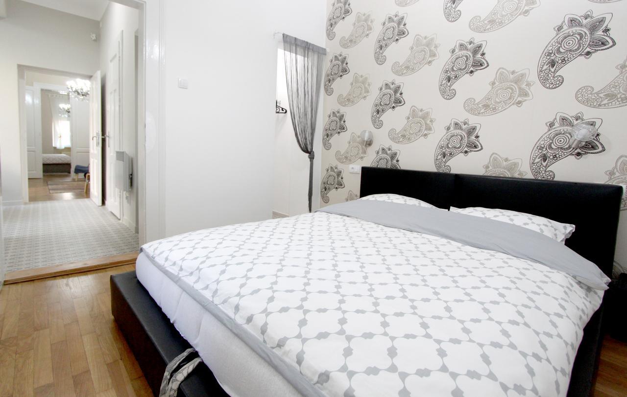 City Center Apartment Mika Belgrade Luaran gambar