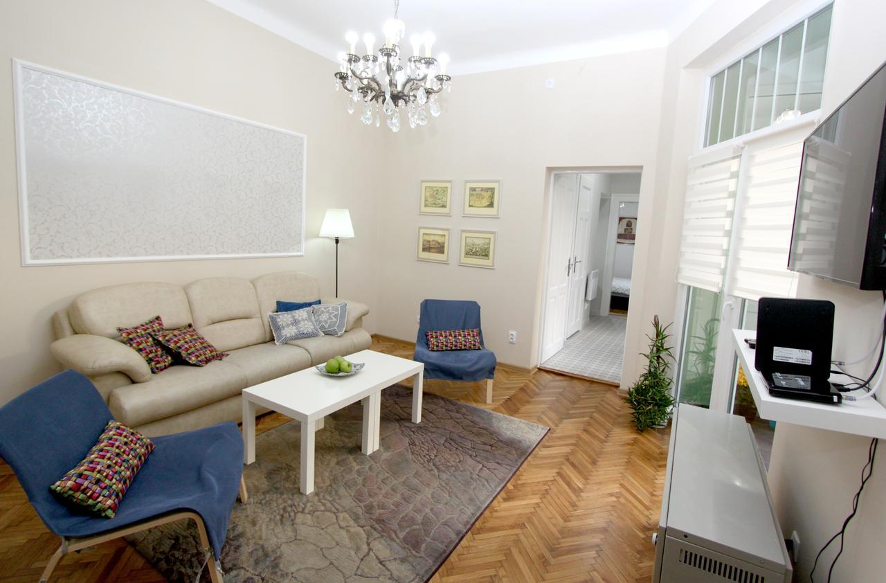 City Center Apartment Mika Belgrade Luaran gambar